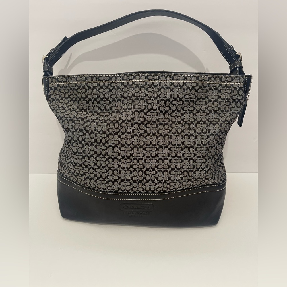 Coach Little CC Large Tote shoulder Bag – Signature Logo - Picture 11 of 16